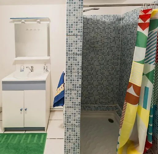 Hébergement de vacances Ecrin De Fleurs Et Verdure *