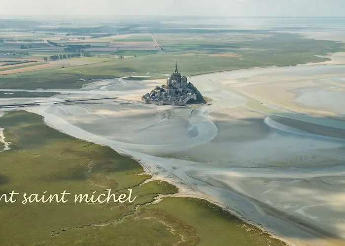 Ecrin De Fleurs Et Verdure *